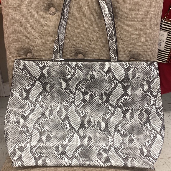 Snake print tote - Picture 1 of 1